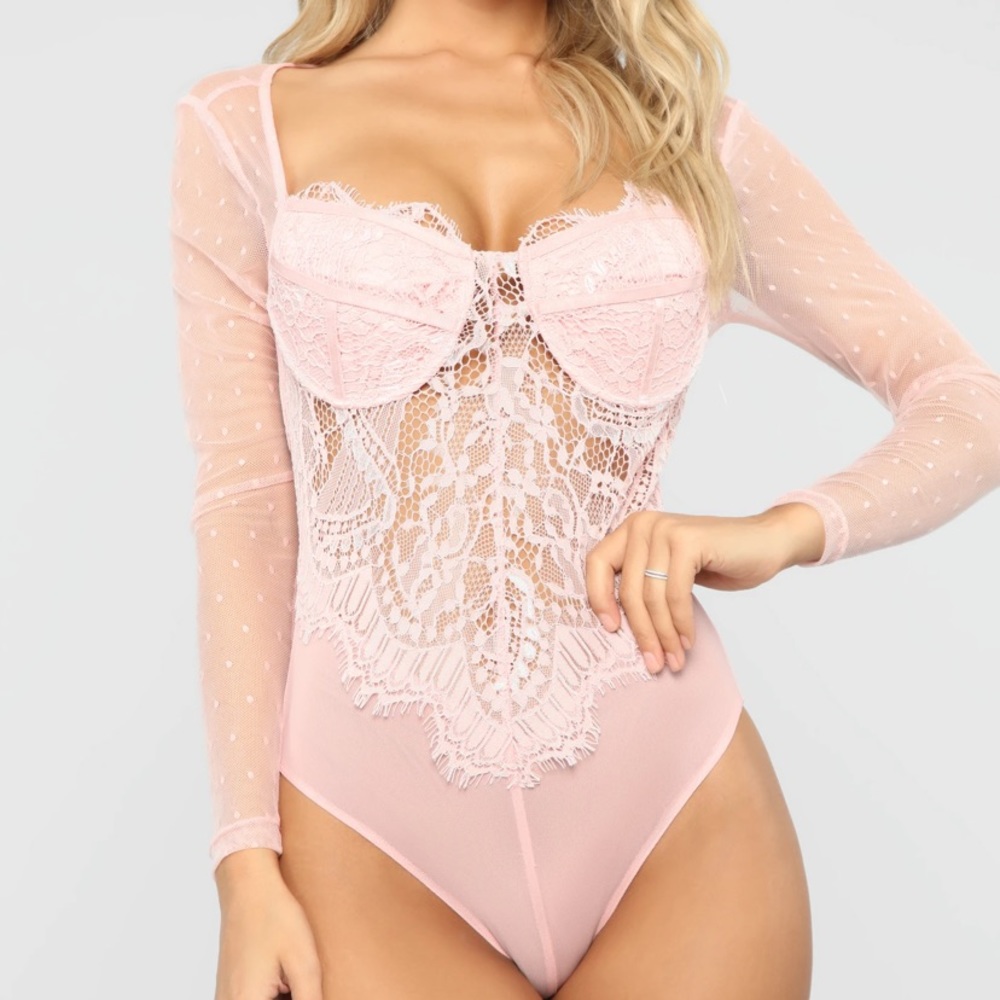 Fashion Nova Lace Blush Bodysuit